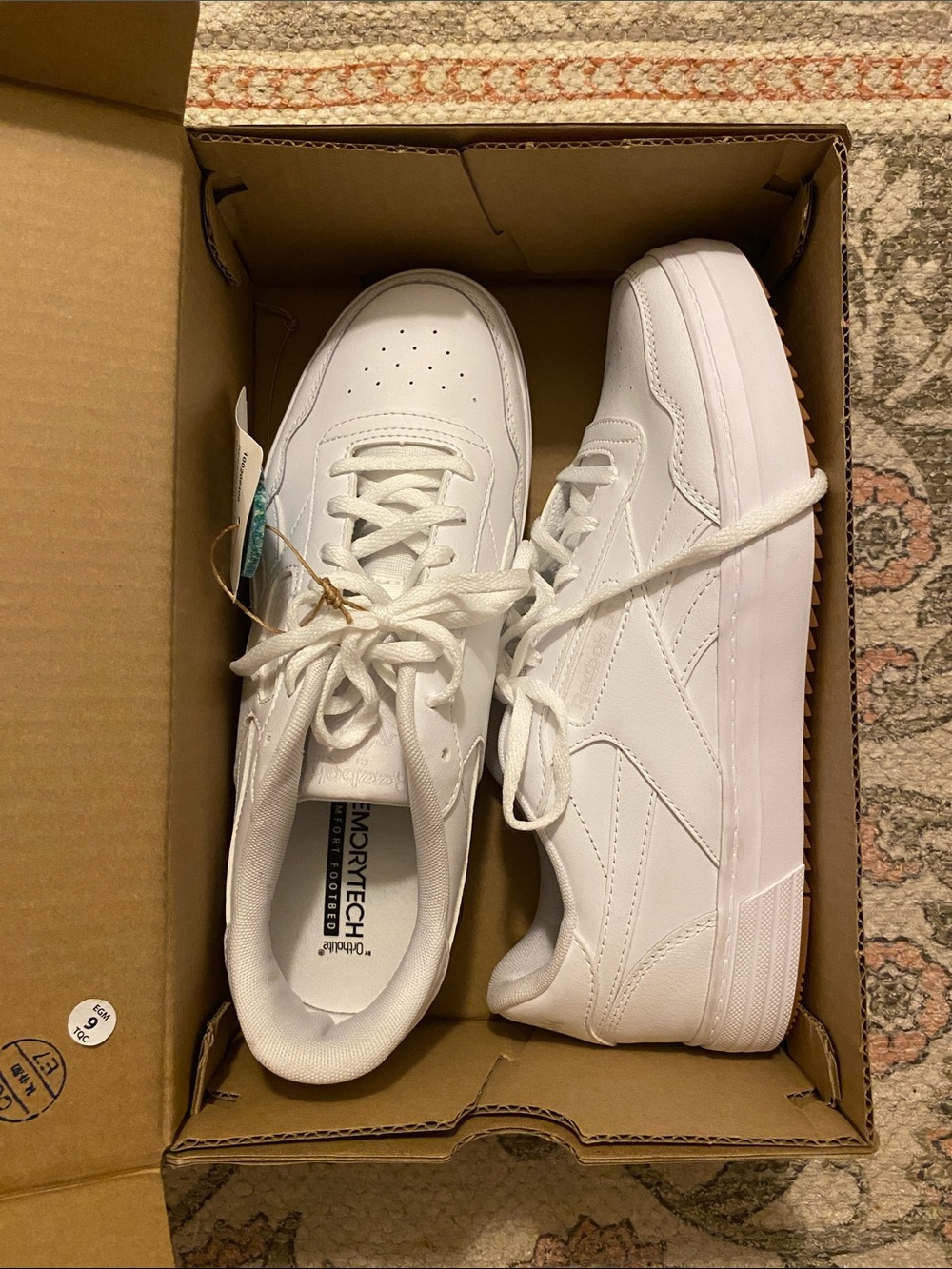 Reebok Club MEMT Bold Women’s Sneakers - White